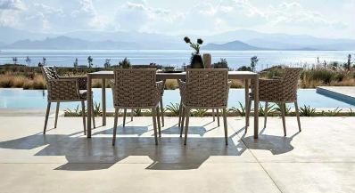 Outdoor Dining Sets & Chairs